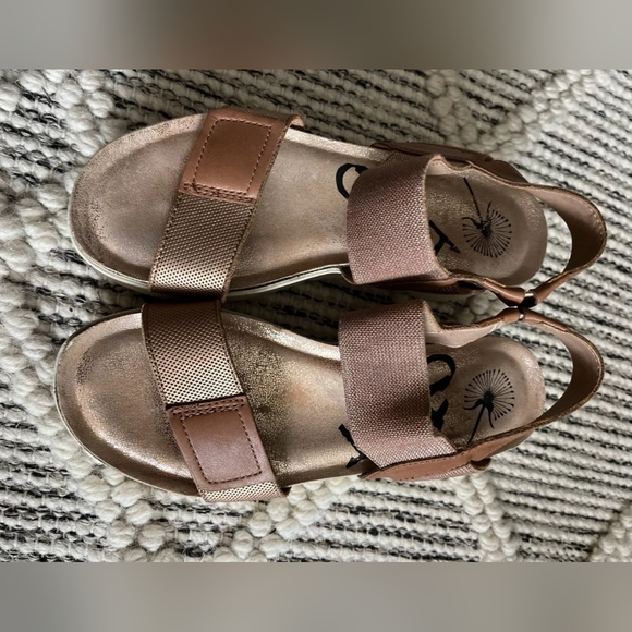 OTBT Nova Sandals 6 - Picture 3 of 5